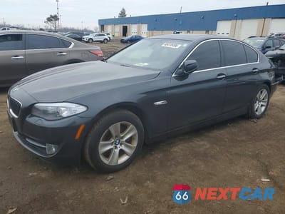 2013 BMW 528 XI WBAXH5C56DD114544 - główne zdjęcie licytacji z USA - miniatura