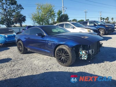 Czwarte zdjęcie samochodu z boku: 2020 FORD MUSTANG GT VIN:1FA6P8CFXL5104528 - miniatura