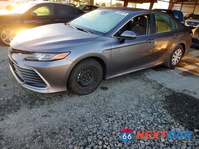 2022 TOYOTA CAMRY HYBRID LE 4T1C31AK3NU574744 - główne zdjęcie licytacji z USA - miniatura