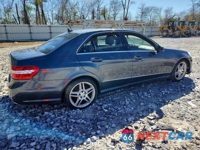 Trzecie zdjęcie samochodu z tyłu: 2013 MERCEDES-BENZ E 350 VIN:WDDHF5KB7DA668820 - miniatura