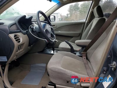 Zdjęcie 7 z 13 samochodu: 2004 MITSUBISHI OUTLANDER LS VIN:JA4LZ31F04U001990 - miniatura