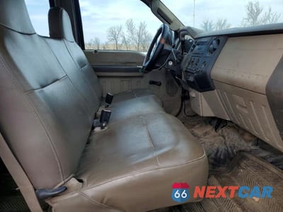 Piąte zdjęcie samochodu w środku: 2008 FORD F350 SUPER DUTY VIN:1FDWW36R58ED56552 - miniatura