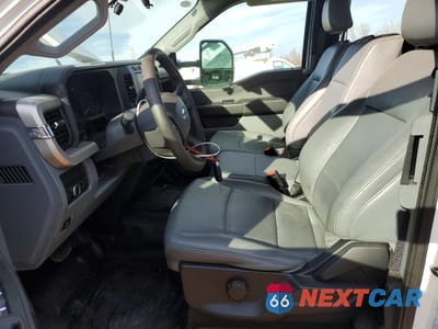 Zdjęcie 7 z 13 samochodu: 2024 FORD F250 SUPER DUTY VIN:1FT7X2BT3REC99884 - miniatura