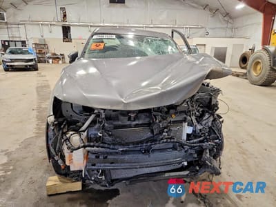 Piąte zdjęcie samochodu w środku: 2019 NISSAN ROGUE S VIN:JN8AT2MV4KW386181 - miniatura