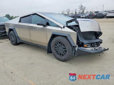 Czwarte zdjęcie samochodu z boku: 2024 TESLA CYBERTRUCK VIN:7G2CEHED1RA038421 - miniatura