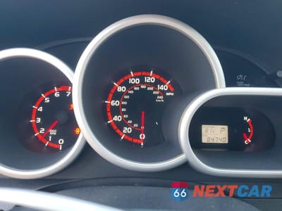 Zdjęcie 9 z 13 samochodu: 2009 PONTIAC VIBE VIN:5Y2SM67029Z409096 - miniatura