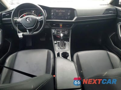 Zdjęcie 8 z 11 samochodu: 2021 VOLKSWAGEN JETTA HIGHLINE 1.4 T VIN:3VWE57BU7MM040866 - miniatura