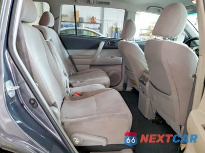 Zdjęcie 11 z 14 samochodu: 2013 TOYOTA HIGHLANDER BASE VIN:5TDBK3EH1DS246013 - miniatura