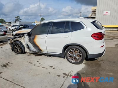 Drugie zdjęcie samochodu z przodu: 2021 BMW X3 SDRIVE30I VIN:5UXTY3C03M9F57698 - miniatura