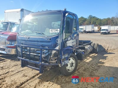 2025 ISUZU NRR TRUCK CAB AND CHASSIS JALE5W167S7P04623 - główne zdjęcie licytacji z USA - miniatura
