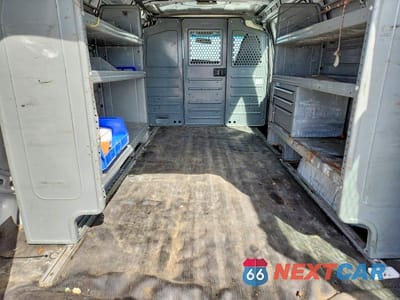 Zdjęcie 10 z 13 samochodu: 2018 CHEVROLET EXPRESS 2500 CARGO UTILITY / SERVICE VAN VIN:1GCWGAFP7J1237791 - miniatura