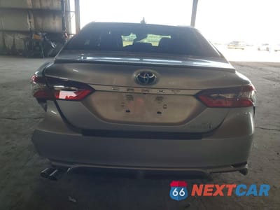 Zdjęcie 6 z 11 samochodu: 2022 TOYOTA CAMRY HYBRID SE VIN:4T1G31AK0NU590613 - miniatura