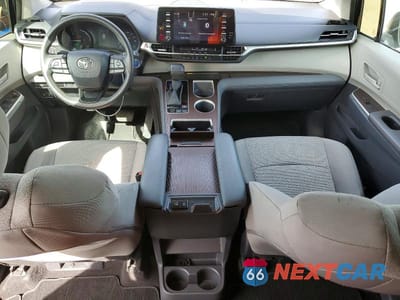 Zdjęcie 8 z 13 samochodu: 2024 TOYOTA SIENNA LE 8-PASSENGER VIN:5TDBRKEC4RS190523 - miniatura