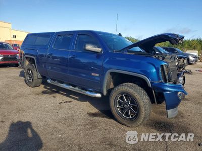 Czwarte zdjęcie samochodu z boku: 2017 GMC SIERRA K1500 SLT VIN:3GTU2NEC8HG382474 - miniatura