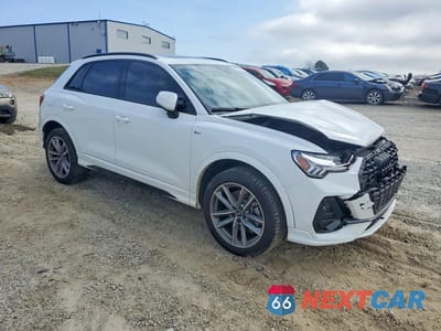 Czwarte zdjęcie samochodu z boku: 2024 AUDI Q3 PREMIUM S LINE 45 VIN:WA1DECF36R1208827 - miniatura