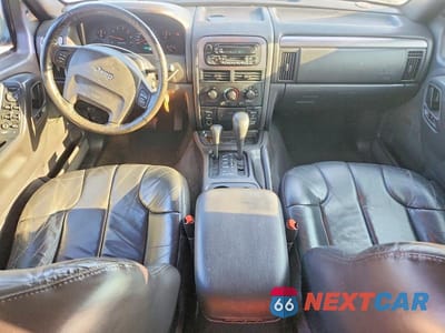 Zdjęcie 8 z 14 samochodu: 2001 JEEP GRAND CHEROKEE LAREDO VIN:1J4GW48S51C533403 - miniatura