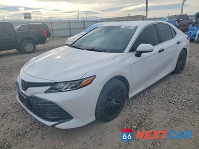 2019 TOYOTA CAMRY LE 4T1B11HK8KU241300 - główne zdjęcie licytacji z USA - miniatura