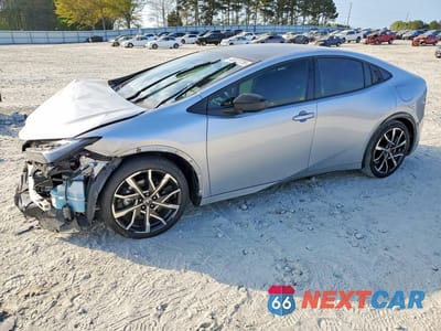 2024 TOYOTA PRIUS PRIME XSE JTDACACU1R3038526 - główne zdjęcie licytacji z USA - miniatura