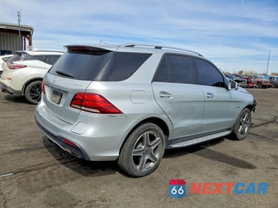 Trzecie zdjęcie samochodu z tyłu: 2017 MERCEDES-BENZ GLE 550E 4MATIC VIN:4JGDA6DB5HA935657 - miniatura