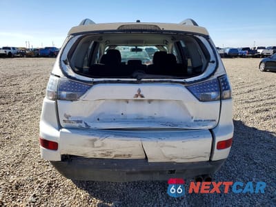 Zdjęcie 6 z 13 samochodu: 2007 MITSUBISHI OUTLANDER ES VIN:JA4MS31X87Z000952 - miniatura