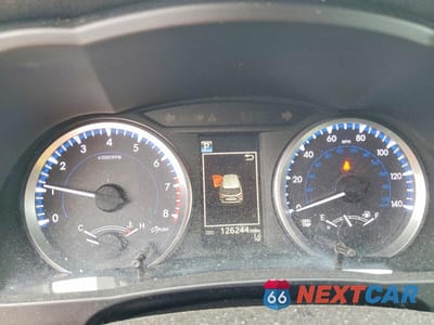 Zdjęcie 9 z 12 samochodu: 2018 TOYOTA HIGHLANDER LE PLUS VIN:5TDBZRFH7JS802981 - miniatura