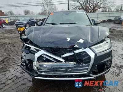 Piąte zdjęcie samochodu w środku: 2020 AUDI Q5 PRESTIGE VIN:WA1CNAFY9L2046169 - miniatura
