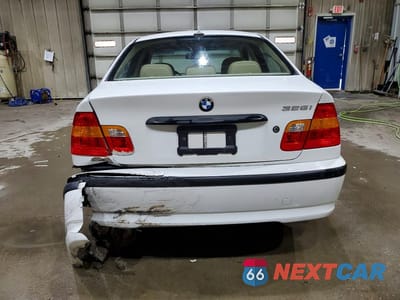Zdjęcie 6 z 12 samochodu: 2005 BMW 325 I VIN:WBAEV334X5KX12290 - miniatura
