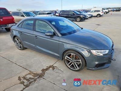 Czwarte zdjęcie samochodu z boku: 2019 AUDI A3 FWD 4D SEDAN TITANIUM PREMIUM VIN:WAUAUGFF1KA095627 - miniatura