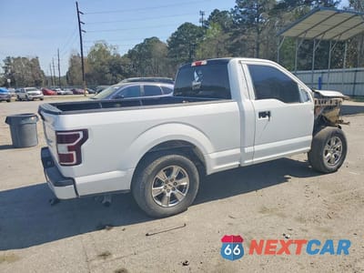 Trzecie zdjęcie samochodu z tyłu: 2019 FORD F150 VIN:1FTMF1CBXKFA06522 - miniatura