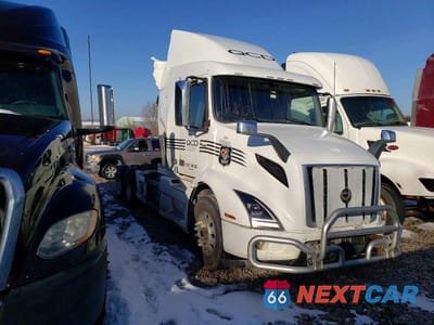 2021 VOLVO VNR SEMI TRUCK 4V4WC9EH6MN600040 - główne zdjęcie licytacji z USA - miniatura