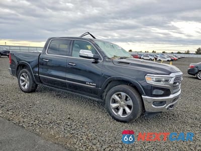 Czwarte zdjęcie samochodu z boku: 2020 RAM 1500 LIMITED VIN:1C6SRFHT9LN219487 - miniatura
