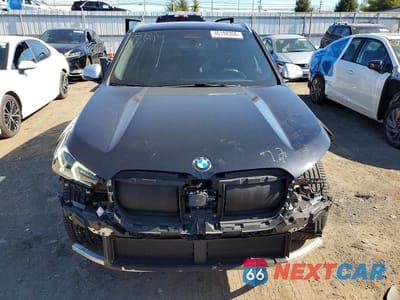 Piąte zdjęcie samochodu w środku: 2024 BMW X1 XDRIVE28I VIN:WBX73EF0XR5Z28783 - miniatura