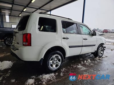 Trzecie zdjęcie samochodu z tyłu: 2014 HONDA PILOT LX VIN:5FNYF3H23EB020244 - miniatura