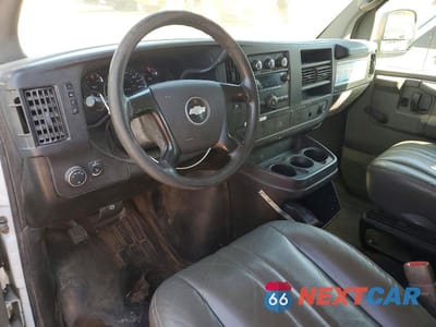 Zdjęcie 8 z 13 samochodu: 2009 CHEVROLET EXPRESS G2500 VIN:1GCGG25C691103004 - miniatura