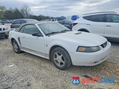Czwarte zdjęcie samochodu z boku: 2001 FORD MUSTANG VIN:1FAFP44461F244430 - miniatura