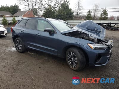 Czwarte zdjęcie samochodu z boku: 2025 VOLVO XC60 CORE VIN:YV4H60RJ1S1018045 - miniatura