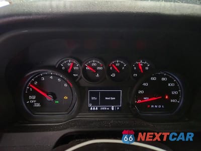 Zdjęcie 9 z 11 samochodu: 2024 CHEVROLET SILVERADO K1500 TRAIL BOSS CUSTOM VIN:3GCPDCEK5RG237526 - miniatura