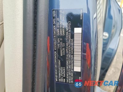 Zdjęcie 14 z 14 samochodu: 2025 VOLVO XC90 CORE VIN:YV4M12PJ3S1338947 - miniatura