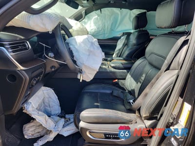 Zdjęcie 7 z 13 samochodu: 2024 JEEP GRAND WAGONEER L SERIES I VIN:1C4SJSEP6RS110088 - miniatura