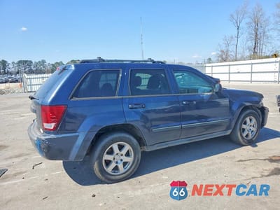 Trzecie zdjęcie samochodu z tyłu: 2009 JEEP GRAND CHEROKEE LAREDO VIN:1J8GS48K09C521598 - miniatura