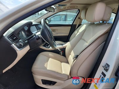 Zdjęcie 7 z 12 samochodu: 2011 BMW 528 I VIN:WBAFR1C56BC736890 - miniatura