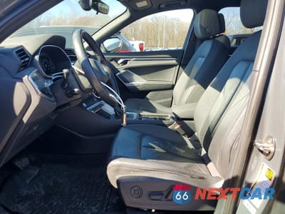 Zdjęcie 7 z 12 samochodu: 2020 AUDI Q3 PREMIUM VIN:WA1AECF32L1002270 - miniatura