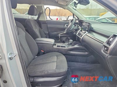 Zdjęcie 7 z 14 samochodu: 2022 KIA SORENTO LX VIN:5XYRGDLC9NG113463 - miniatura