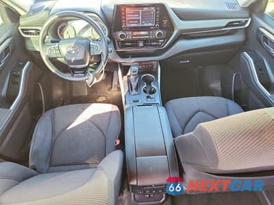 Zdjęcie 8 z 14 samochodu: 2021 TOYOTA HIGHLANDER L VIN:5TDCZRAHXMS517899 - miniatura