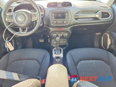 Zdjęcie 8 z 11 samochodu: 2017 JEEP RENEGADE SPORT VIN:ZACCJBAB7HPF21390 - miniatura