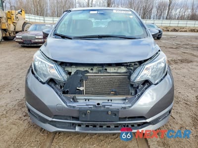 Piąte zdjęcie samochodu w środku: 2019 NISSAN VERSA NOTE SV VIN:3N1CE2CP5KL354964 - miniatura