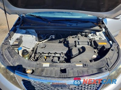 Zdjęcie 12 z 12 samochodu: 2011 KIA SORENTO LX VIN:5XYKTCA19BG020656 - miniatura