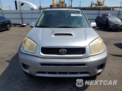 Piąte zdjęcie samochodu w środku: 2005 TOYOTA RAV4 BASE VIN:JTEGD20V050070725 - miniatura