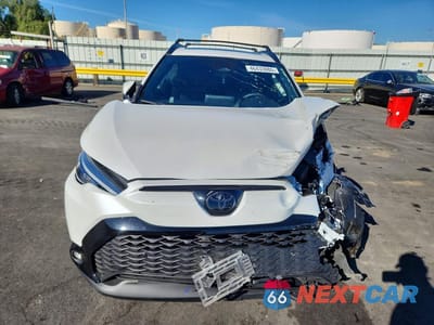 Piąte zdjęcie samochodu w środku: 2023 TOYOTA COROLLA CROSS HYBRID XSE VIN:7MUFBABG1PV006164 - miniatura