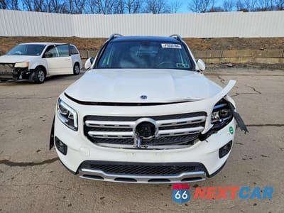 Piąte zdjęcie samochodu w środku: 2021 MERCEDES-BENZ GLB 250 4MATIC VIN:W1N4M4HB3MW108806 - miniatura